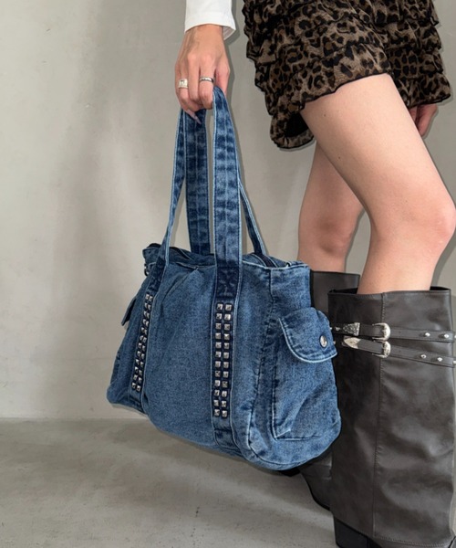 Bamm(バム)の「スタッズ付きヴィンテージデニムショルダーバッグ(ショルダーバッグ・レディース・ブラック/ブルー・FREE)」の13枚目の写真