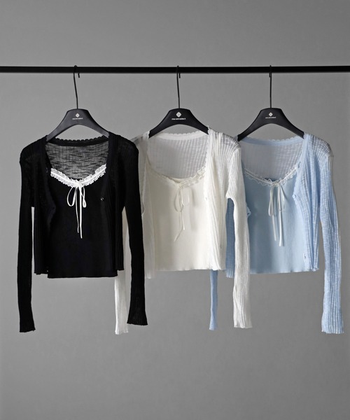 me+em select（ミームセレクト）の「【 ２点セット 】レースリボンニットキャミソール ＋ シアーリブニットカーディガン ／ lace ribbon knit camisole ＋ sheer lib knit cardigan（アンサンブル・レディース・ブラック/ブルー/アイボリー・FREE）」の9枚目の写真
