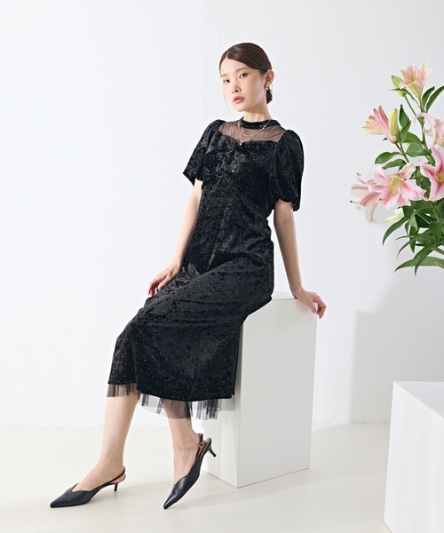 Kana(カナ)の「クラッシュベロア×ラインストーンIラインワンピースドレス(ドレス・レディース・ブラウン/グレー/ブラック・M)」の6枚目の写真