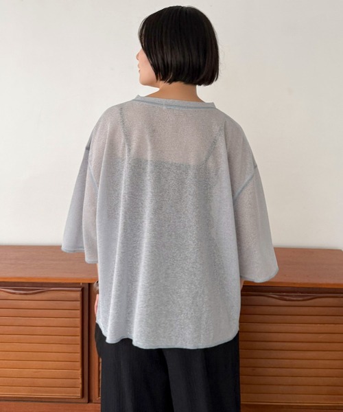 Doux archives(ドゥアルシーヴ)の「サイドスリットシアーカットプルオーバー(Tシャツ/カットソー・レディース・サックスブルー/アイボリー/グレイッシュベージュ・FREE)」の15枚目の写真