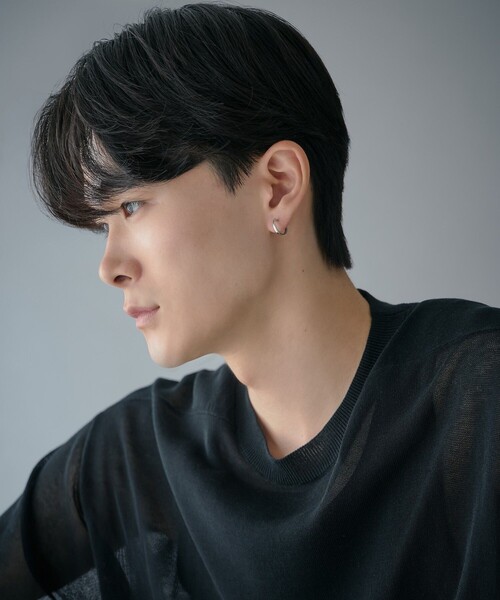 Jouete(ジュエッテ)の「K10WG フープピアス size/M(ピアス(両耳用)・レディース・ホワイトゴールド・FREE)」の6枚目の写真
