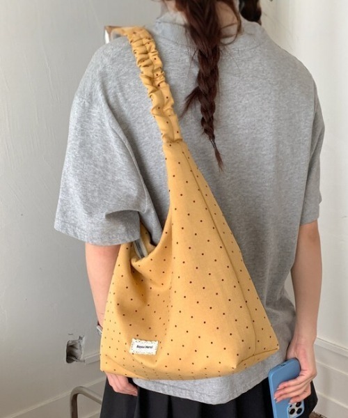 Vipoa(ヴィポア)の「String polka dot shoulder bag(ショルダーバッグ・レディース・グレー/イエロー/ライトピンク・FREE)」の21枚目の写真