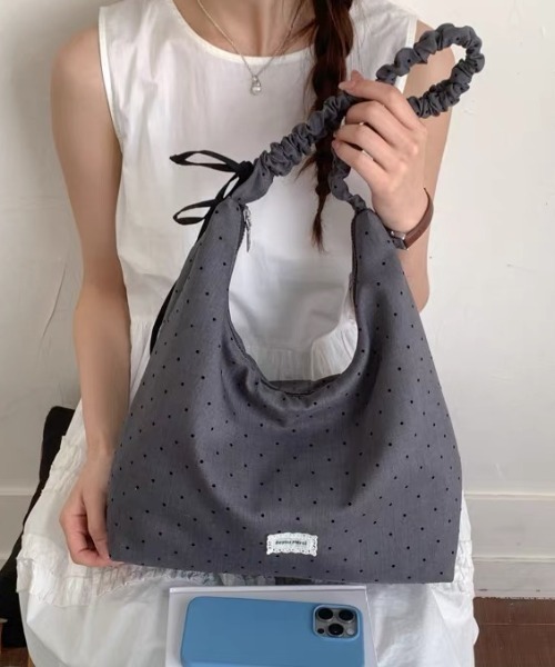 Vipoa(ヴィポア)の「String polka dot shoulder bag(ショルダーバッグ・レディース・グレー/イエロー/ライトピンク・FREE)」の22枚目の写真
