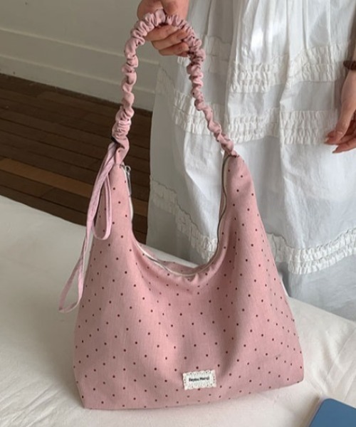 Vipoa(ヴィポア)の「String polka dot shoulder bag(ショルダーバッグ・レディース・グレー/イエロー/ライトピンク・FREE)」の6枚目の写真