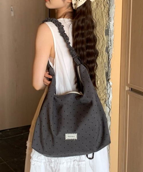 Vipoa(ヴィポア)の「String polka dot shoulder bag(ショルダーバッグ・レディース・グレー/イエロー/ライトピンク・FREE)」の5枚目の写真