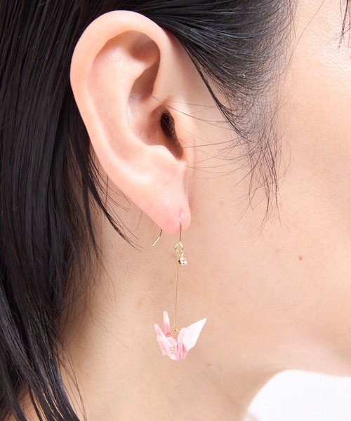 gargle(ガーグル)の「gargle ガーグル:和・JAPANシリーズ 和紙つる2 折り紙 折り鶴 ピアス(ピアス(両耳用)・レディース・イエロー/ピンク/グリーン・FREE)」の10枚目の写真