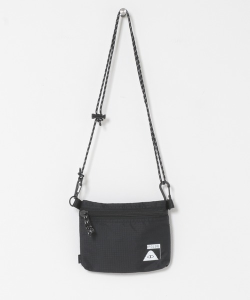 POLeR（ポーラー）の「POLER　STUFFABLE POUCH（ショルダーバッグ・メンズ・カモフラージュ/ブラック・ONE SIZE）」の4枚目の写真