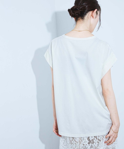 LAKOLE(ラコレ)の「BIGロゴTEE / 1043291(Tシャツ/カットソー・レディース・ブラック/ブラウン/オフホワイト/チャコール・FREE)」の11枚目の写真