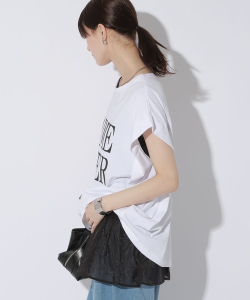 LAKOLE(ラコレ)の「BIGロゴTEE / 1043291(Tシャツ/カットソー・レディース・ブラック/ブラウン/オフホワイト/チャコール・FREE)」の20枚目の写真