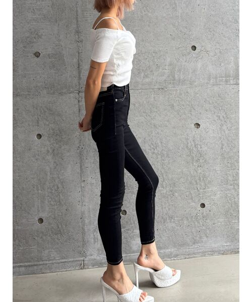 GYDA（ジェイダ）の「【TINY低身長さん向け】ハイウエストワンウォッシュスキニーパンツ（デニムパンツ・レディース・ブラック・X-SMALL/SMALL/MEDIUM）」の11枚目の写真