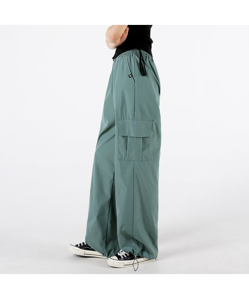 UMM(ウム)の「レディース バサラク ワイドカーゴバンディングパンツ 裾調整 3COLOR(その他パンツ・レディース・カーキ/ブラック/ベージュ・LARGE/MEDIUM)」の3枚目の写真