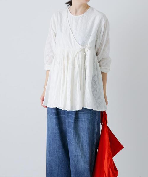 かぐれ(カグレ)の「カットJQアンガルカシャツ(シャツ/ブラウス・レディース・オフホワイト/ベージュ系その他・FREE)」の3枚目の写真