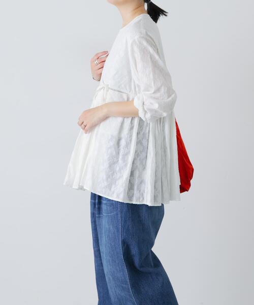 かぐれ(カグレ)の「カットJQアンガルカシャツ(シャツ/ブラウス・レディース・オフホワイト/ベージュ系その他・FREE)」の5枚目の写真