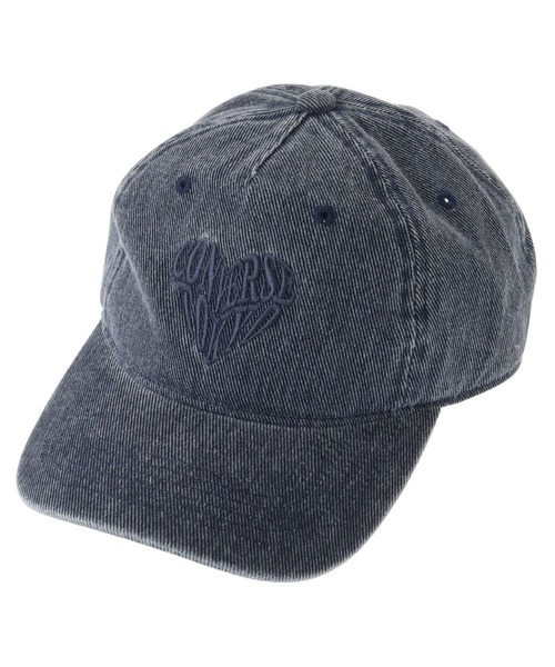 CONVERSE TOKYO(コンバーストウキョウ)の「PIGMENT DYE HEART LOGO CAP(キャップ・レディース・ブラック/ブルー/レッド/ピンク/グレー・FREE)」の4枚目の写真