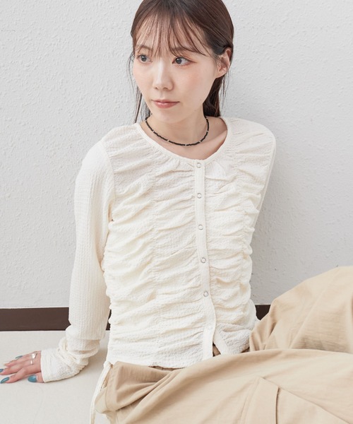 archives(アルシーヴ)の「シャーリングドロストカットTOPS(Tシャツ/カットソー・レディース・ブラック/アイボリー/ブラウン・MEDIUM)」の1枚目の写真
