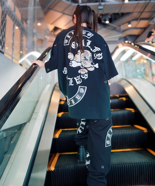 GALFY(ガルフィー)の「【別注】GA×GALFY-闇落ちピアスTee(Tシャツ/カットソー・メンズ・ホワイト/ブラック・XL/L)」の11枚目の写真