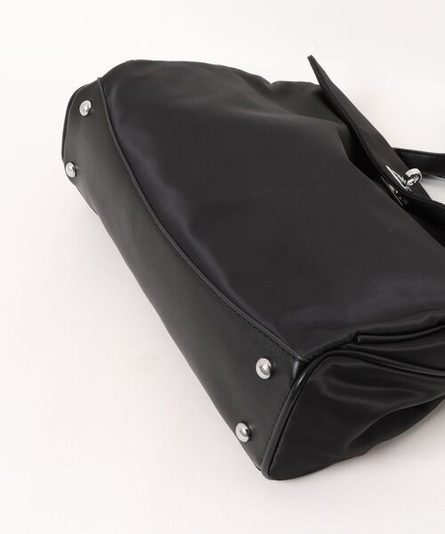 Burner（バーナー）の「【Leathen Leather（レーセンレザー）】ショルダーバッグ lea-shbag-12-42【RBTS】（ショルダーバッグ・メンズ・ブラック・FREE）」の3枚目の写真