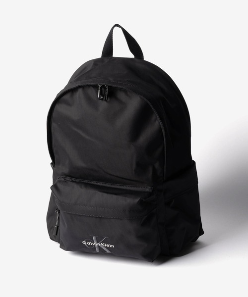 Calvin Klein(カルバン・クライン)の「【Calvin Klein / カルバン・クライン】BOLD ROUND BACKPACK ロゴ ラウンド バックパック / リュック(バックパック/リュック・メンズ・ブラック・FREE)」の2枚目の写真