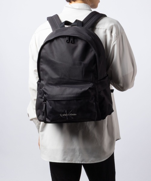 Calvin Klein(カルバン・クライン)の「【Calvin Klein / カルバン・クライン】BOLD ROUND BACKPACK ロゴ ラウンド バックパック / リュック(バックパック/リュック・メンズ・ブラック・FREE)」の18枚目の写真