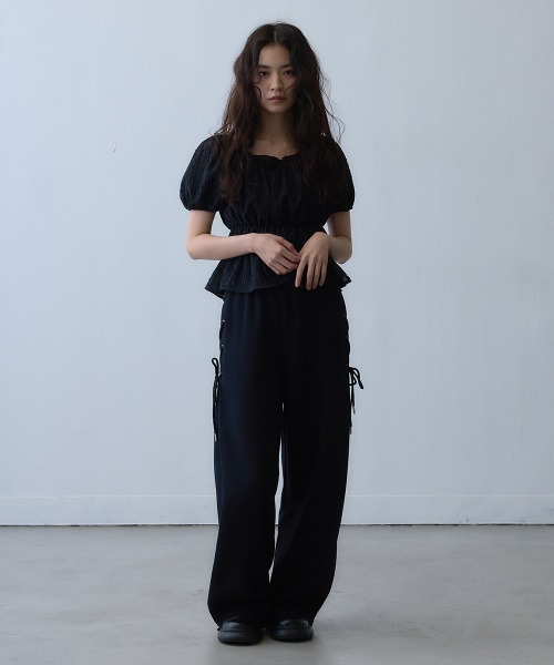 Clum(クルム)の「lace-up detail sweat wide pants / レースアップディテールスウェットワイドパンツ(スウェットパンツ・レディース・ブラック・LARGE/X-LARGE/MEDIUM)」の11枚目の写真