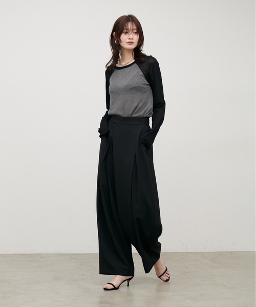 LARUTA(ラルータ)の「【LARUTA】アシメタックワイドパンツ(スラックス・レディース・チャコールグレー/ブラック/モカ・MEDIUM/LARGE)」の5枚目の写真