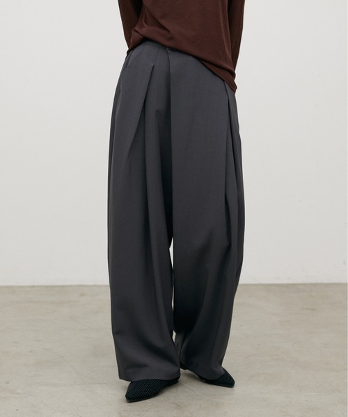 LARUTA(ラルータ)の「【LARUTA】アシメタックワイドパンツ(スラックス・レディース・チャコールグレー/ブラック/モカ・MEDIUM/LARGE)」の13枚目の写真