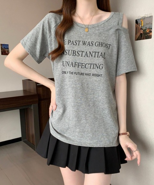 Girly Doll(ガーリードール)の「フロントロゴカットアウトTシャツ(その他トップス・レディース・ネイビー/グレー/ホワイト・M/L)」の1枚目の写真