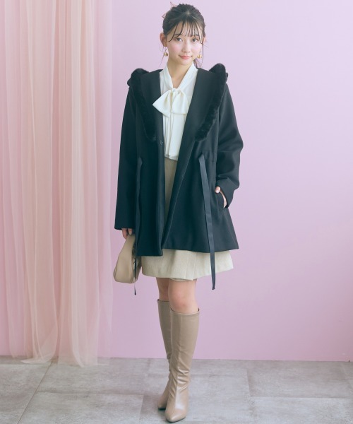 marun(マルン)の「<大きいサイズ>ヘリンボーンショート丈ラップデザイン風スカート marun(スカート・レディース・ベージュ/ブラック・4L/3L/LL/L/5L)」の5枚目の写真