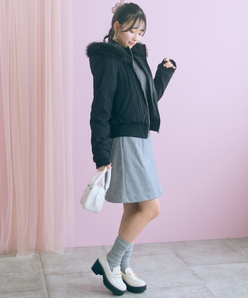 marun(マルン)の「<大きいサイズ>ヘリンボーンショート丈ラップデザイン風スカート marun(スカート・レディース・ベージュ/ブラック・4L/3L/LL/L/5L)」の12枚目の写真