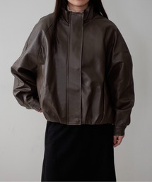 【on:nue】フェイクレザースタンドカラータックブルゾン /26-27 AW COLLECTION