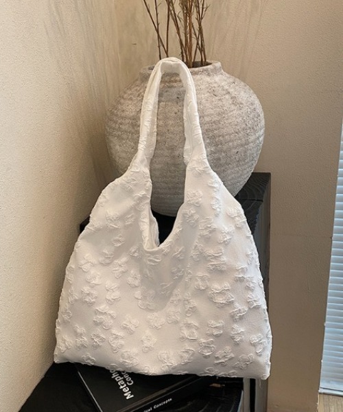 Vipoa(ヴィポア)の「Flower jacquard bag(トートバッグ・レディース・ピンク/ホワイト/ブルー・FREE)」の7枚目の写真
