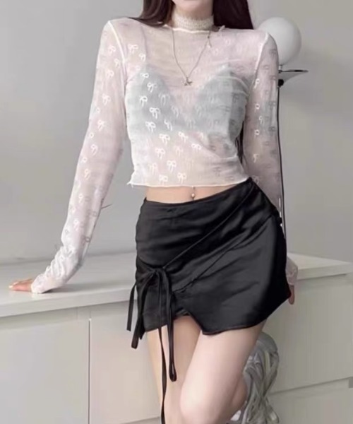ampm(エーエムピーエム)の「リボン柄シアー ロングスリーブトップス(Tシャツ/カットソー・レディース・ブラック/ホワイト・FREE)」の7枚目の写真