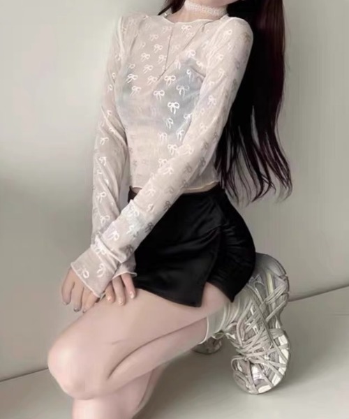 ampm(エーエムピーエム)の「リボン柄シアー ロングスリーブトップス(Tシャツ/カットソー・レディース・ブラック/ホワイト・FREE)」の10枚目の写真