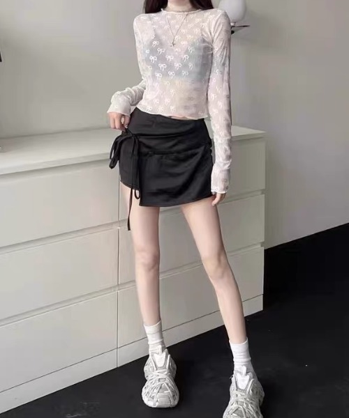ampm(エーエムピーエム)の「リボン柄シアー ロングスリーブトップス(Tシャツ/カットソー・レディース・ブラック/ホワイト・FREE)」の13枚目の写真