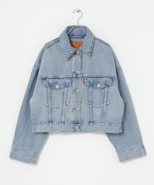 Levi’s MADE＆CRAFTED（リーバイスメードアンドクラフテッド）の「Levi’s　LOOSE CROP TRUCKER（デニムジャケット・レディース・ライトインディゴブルー・SMALL）」の2枚目の写真