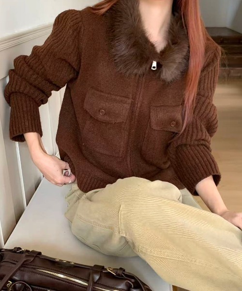 SHEENA(シーナ)の「ファーカラーダブルジップニットトップス(Tシャツ/カットソー・レディース・ブラウン/グレー/チャコールグレー/ブラック/ホワイト・M)」の8枚目の写真
