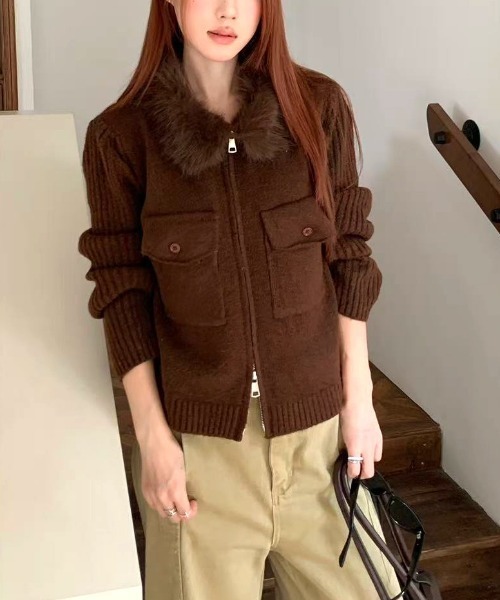 SHEENA(シーナ)の「ファーカラーダブルジップニットトップス(Tシャツ/カットソー・レディース・ブラウン/グレー/チャコールグレー/ブラック/ホワイト・M)」の10枚目の写真