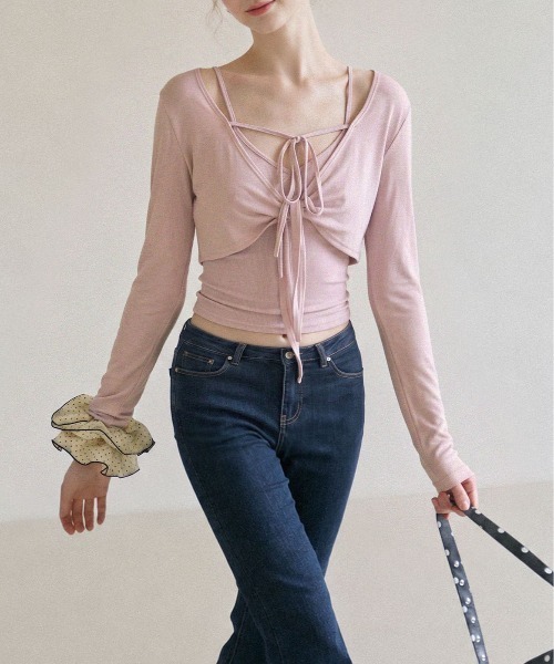 &soiree(アンドソワレ)の「デザインネックリボン長袖タイトトップス(その他トップス・レディース・ピンク・SMALL/MEDIUM/LARGE/X-LARGE)」の2枚目の写真
