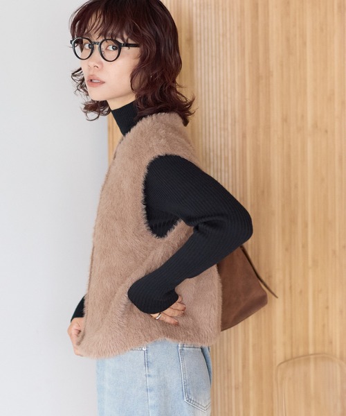 gossara(ゴサラ)の「【gossara ふわふわ素材】5Gシャギー前開きベスト(ベスト・レディース・モカ/チャコールグレー/グレイッシュベージュ・FREE)」の18枚目の写真