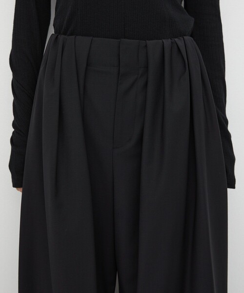 UNITED TOKYO（ユナイテッドトウキョウ）の「【新作】Super120s Wool Relax Trousers｜｜秋服/オフィスカジュアル/セットアップ/オケージョン/ストレッチ/細見え/ワイドパンツ（その他パンツ・レディース・ブラウン/ブラック/ダークグレー・1/2）」の15枚目の写真