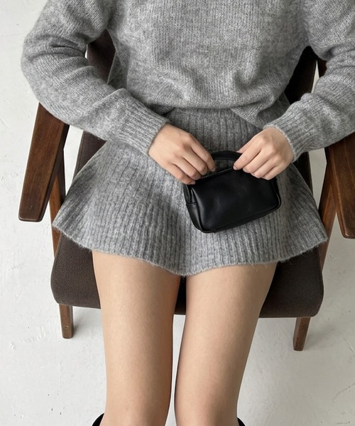 ROGER AND RAW（ロジャーアンドロウ）の「[セットアップ] 肩開きリボンニット×フレアミニスカートセットアップ（セットアップ・レディース・ベージュ/グレー/ブラウン・FREE）」の7枚目の写真