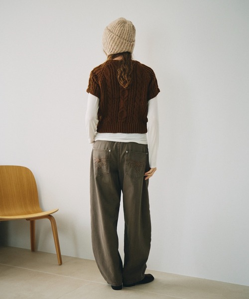 full/fill.(フルフィル)の「back buckle denim pants / バックバックルデニムパンツ(デニムパンツ・レディース・ブルー/ブラウン・S)」の6枚目の写真