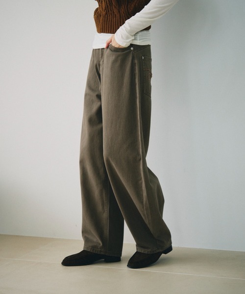 full/fill.(フルフィル)の「back buckle denim pants / バックバックルデニムパンツ(デニムパンツ・レディース・ブルー/ブラウン・S)」の8枚目の写真