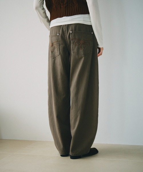 full/fill.(フルフィル)の「back buckle denim pants / バックバックルデニムパンツ(デニムパンツ・レディース・ブルー/ブラウン・S)」の9枚目の写真