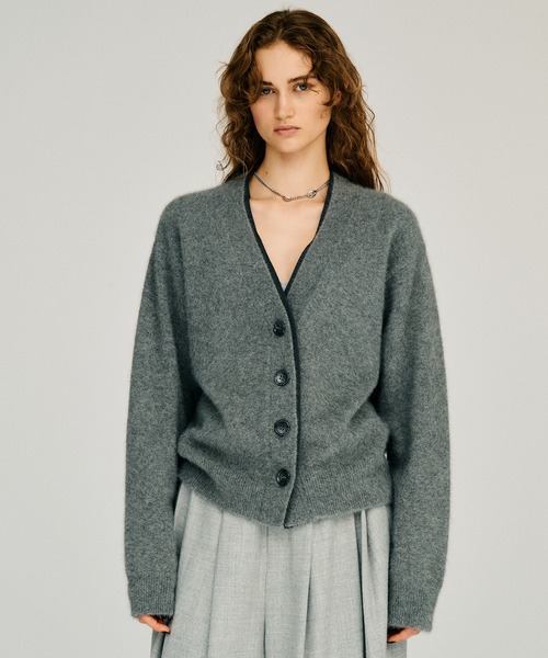 PRANK PROJECT(プランクプロジェクト)の「【2026Winter Pre-Order】FOXブレンドダブルネックカーディガン / Fox Blend Double Neck Cardigan(カーディガン/ボレロ・レディース・グレー/ブラック・FREE)」の11枚目の写真