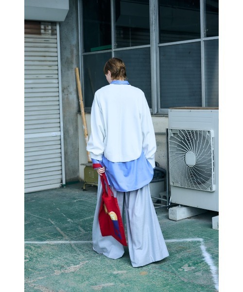 ENFOLD(エンフォルド)の「STANDARD SHIRT(Tシャツ/カットソー・レディース・ホワイト/サックスブルー・38)」の4枚目の写真