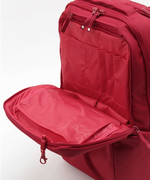 incase(インケース)の「CL55534 Icon Pack Nylon(バックパック/リュック・メンズ・レッド・ONE SIZE)」の5枚目の写真
