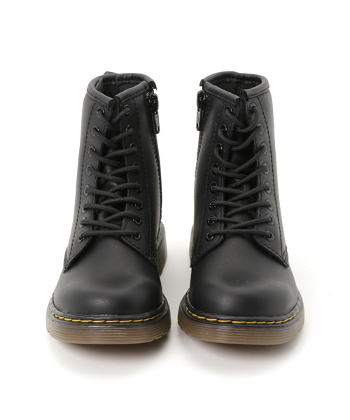 CHUBBYGANG（チャビーギャング）の「Dr.Martens　8ホールブーツ（スニーカー・キッズ・ブラック/レッド・18/16/19/17/20）」の6枚目の写真