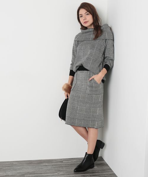 VIS（ビス）の「【セットアップ対応商品】グレンチェックジャカードオフショルダープルオーバー（ニット/セーター・レディース・ライトグレー/ブラック系その他・F）」の3枚目の写真