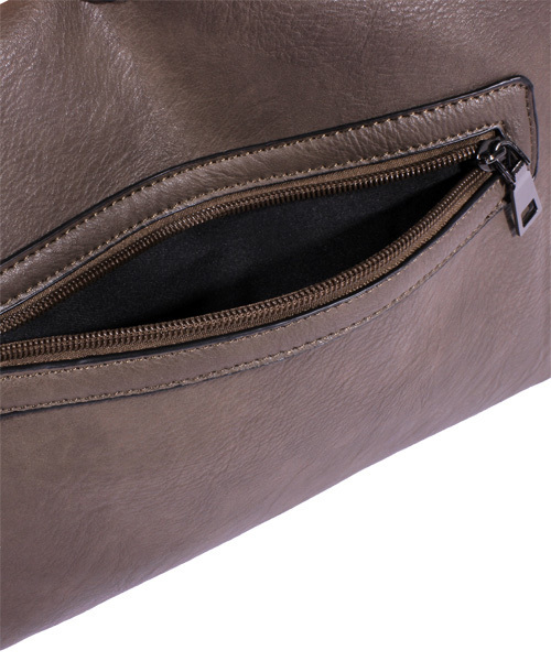 ８(eight)（エイト）の「シンプル クラッチバッグ PUレザー（クラッチバッグ・メンズ・ブラウン/ブラック・FREE）」の19枚目の写真